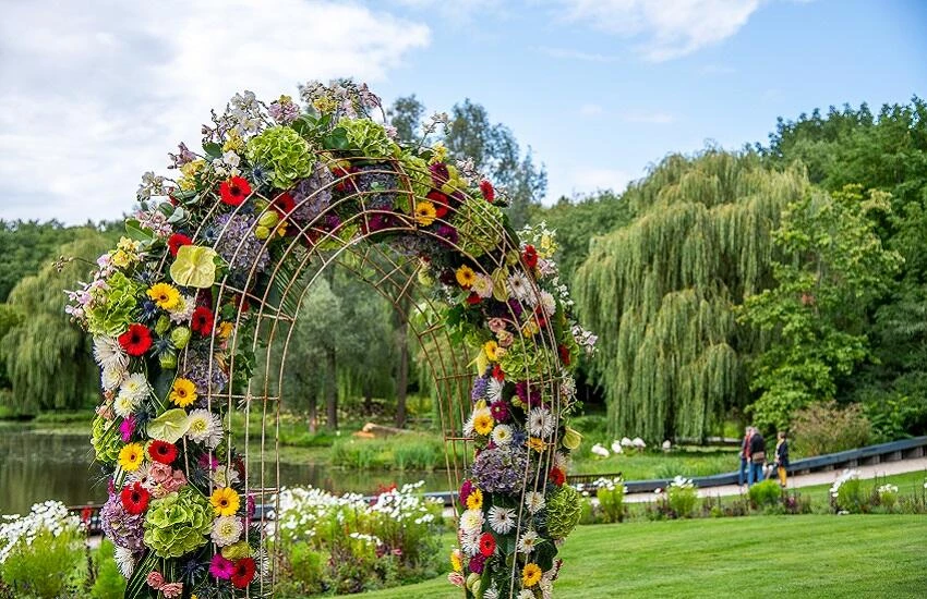 KasteeltuinenArcen_Bloemig! Bloemenlint