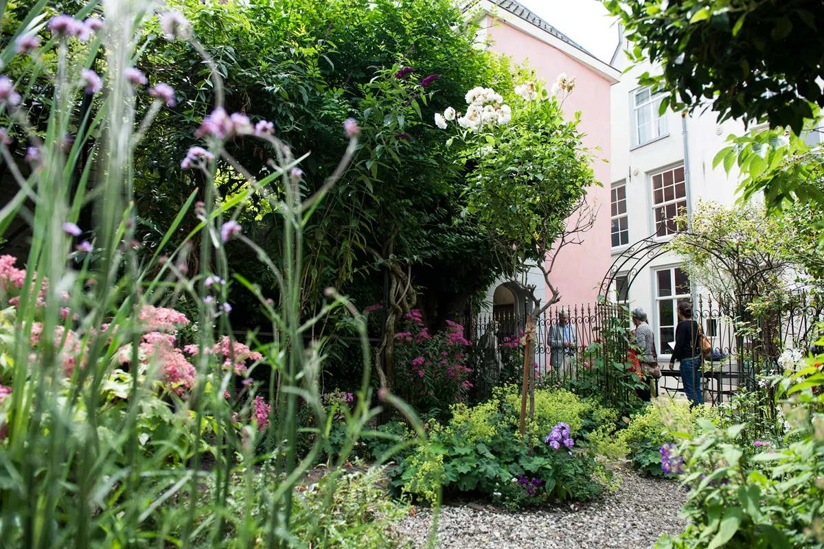 Oudegracht 296.2 Open Tuinendag Utrecht - De Tuin in vier seizoenen