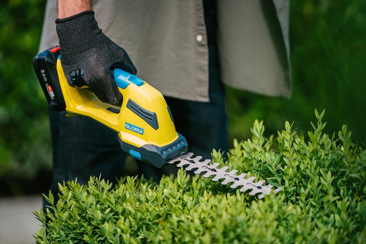 Gloria FineCut 18V compact - De Tuin in vier seizoenen